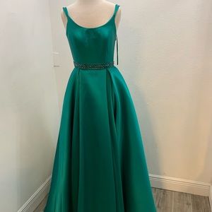 Madison James Prom Dress size 10